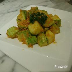 黑瓜吃料入口在哪里买,揭秘热门美食购买攻略