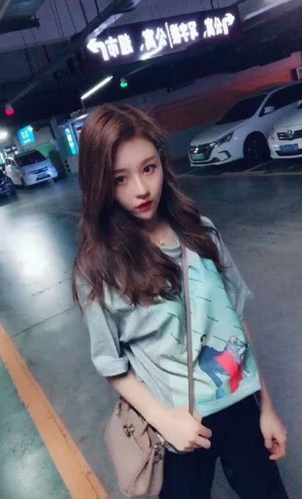 抖音网红反差婊吃瓜黑料在线,揭秘吃瓜黑料背后的真相