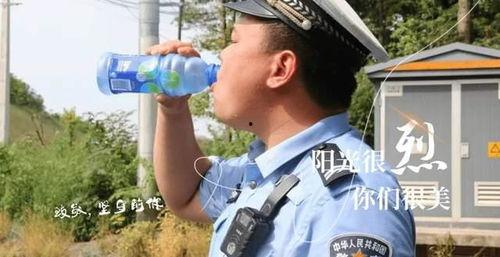 热门吃瓜空姐是谁,热门吃瓜空姐背后的故事与争议