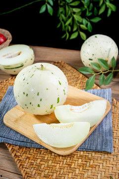 今日份月露蜜瓜文案,夏日甘露，尽享清新甜蜜时光