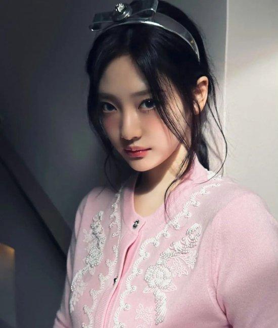 氛围感女明星网红,揭秘氛围感女明星网红的时尚影响力”