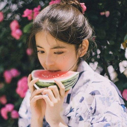 热门吃瓜头像图片女生,热门吃瓜头像女生风采展示