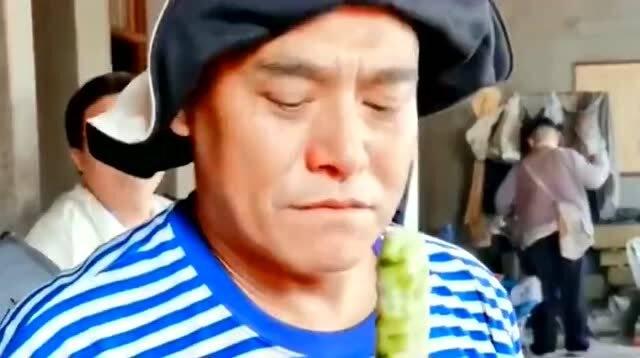 黑哥吃瓜视频,揭秘娱乐圈幕后真相，带你领略明星们的真实生活