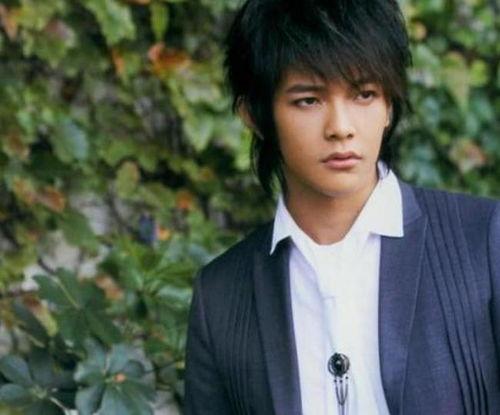 明星网红手绘头像男,明星网红手绘头像中的青春风采