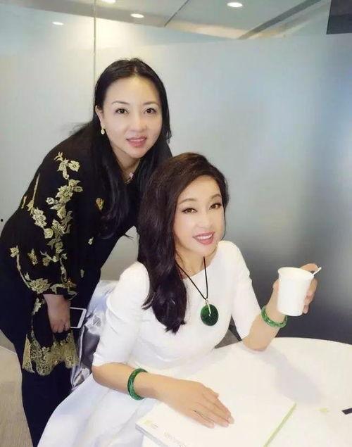 明星网红同款翡翠,明星同款，品味与时尚的完美融合