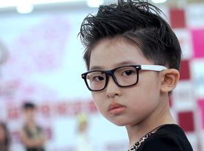 明星网红模特照片男生,明星网红模特风采瞬间