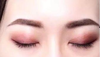 蜜瓜粉杏眼影的热门品牌,热门品牌盘点，打造春日清新妆容