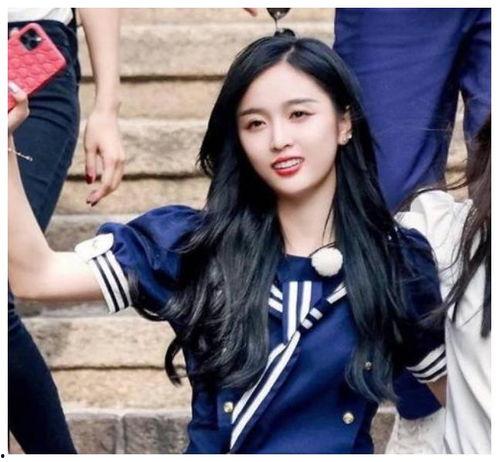 明星网红穿jk跳舞,明星达人演绎时尚JK舞韵