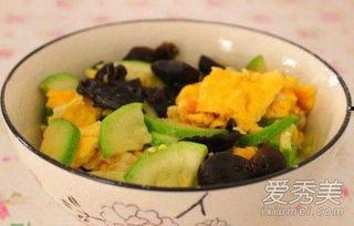 角瓜里面有点黑可以吃吗