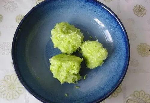 角瓜里面有点黑可以吃吗