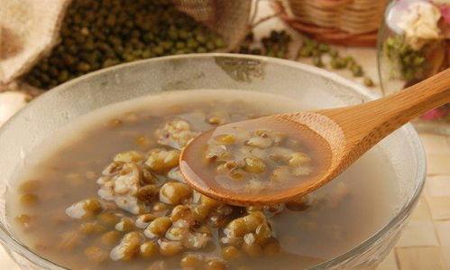 黑蜜瓜吃了可以吃绿豆汤吗,健康搭配的完美选择