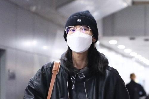 51吃瓜今日热门大瓜,揭秘今日热门大瓜，娱乐圈风云再起！