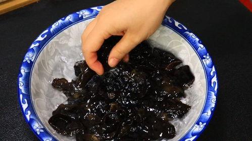 吃佛手瓜大便黑正常吗图片,揭秘健康饮食小常识